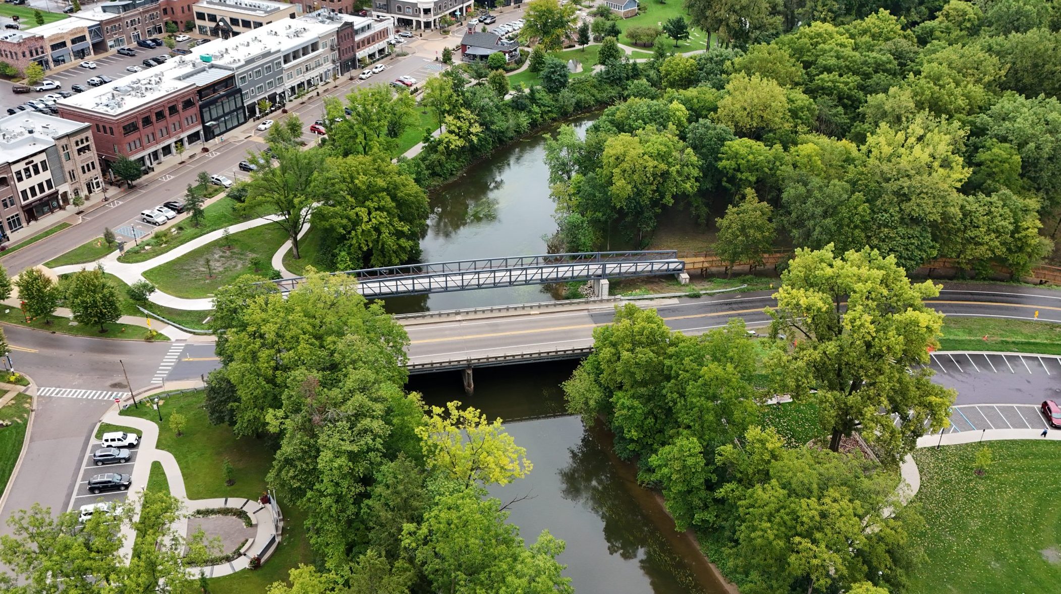 Read more about the article Thornapple River Pedestrian Bridge